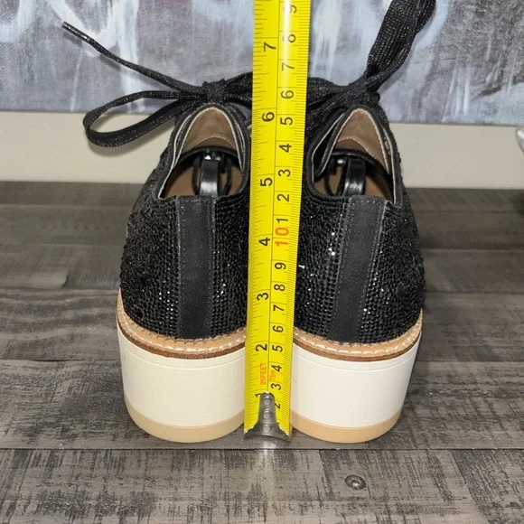 GB (Gianni Bini) Re-Vival rhinestone-embellished lace-up platform oxfords SZ10​ - Picture 9 of 10